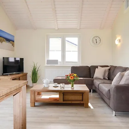 Awesome In With Kitchen בית נופש